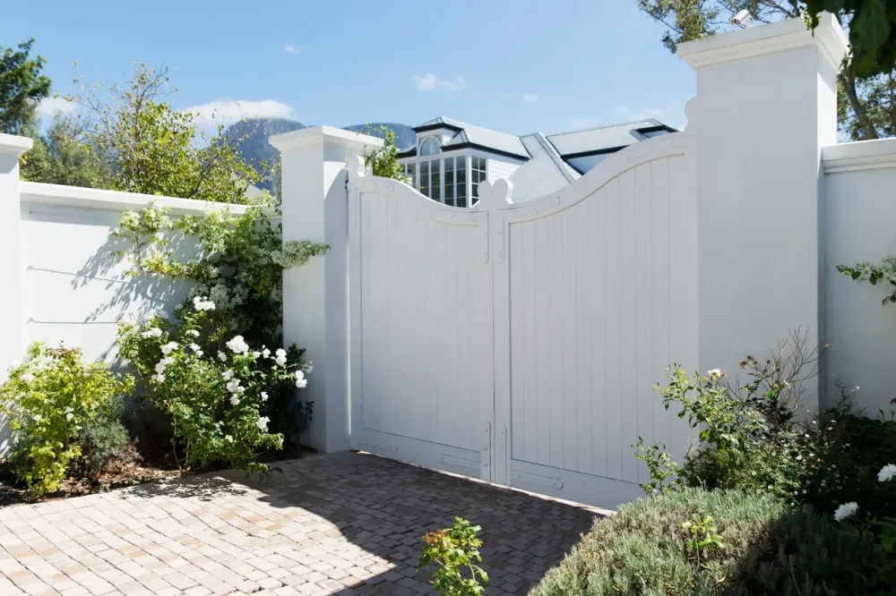 Pose de portail à Miradoux